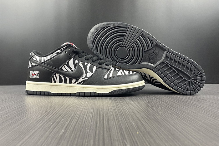 Quartersnacks x Dunk Low SB 