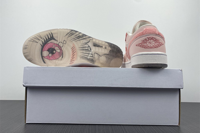 Air Jordan 1 Low SE 