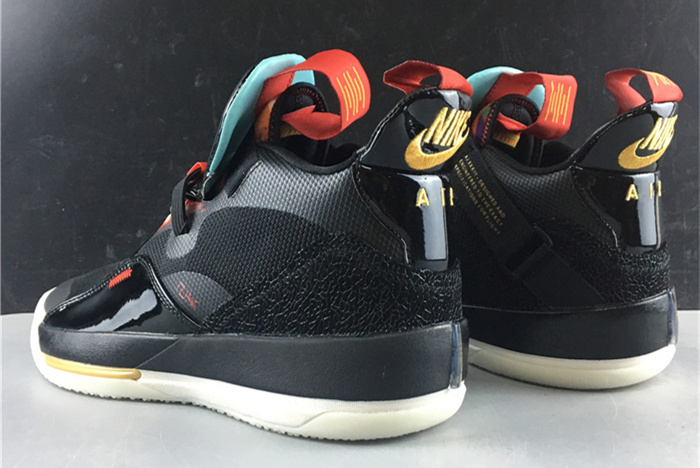 AIR JORDAN XXXIII SE BLACK BV5072-007