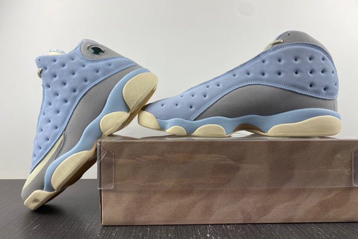 Air Jordan 13+SOLEFLY*AIJ Jordan 13  DX5763-100