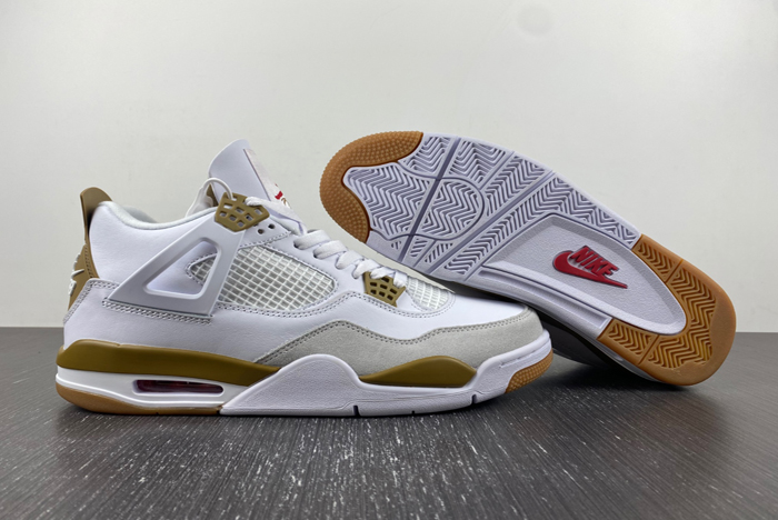 Nike SB x Air Jordan 4  DR5415-120