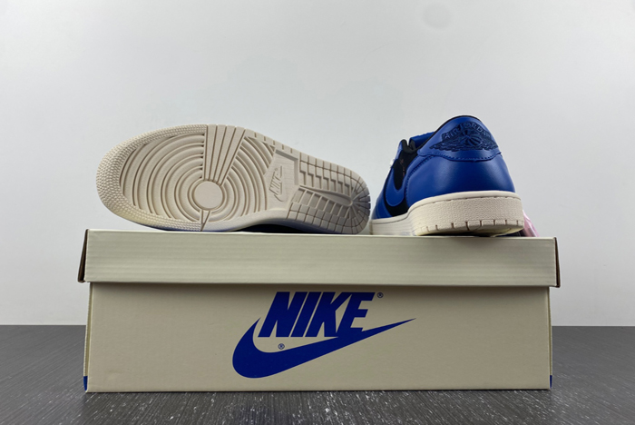 Travis Scott x Air Jordan 1 Low  DM7866-225