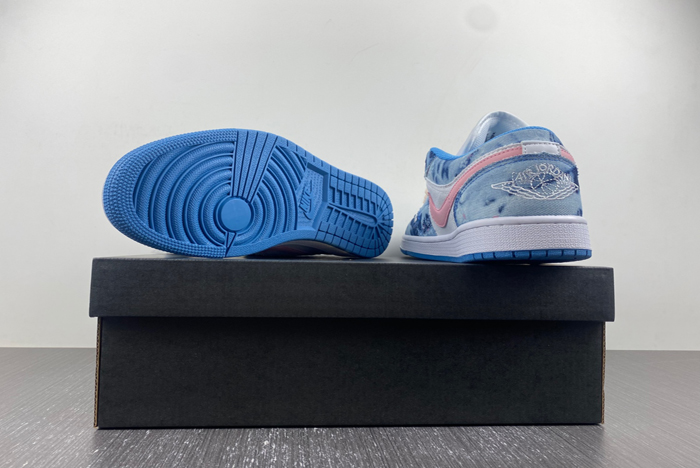 Air Jordan 1 Low Washed Denim  DM7866-996