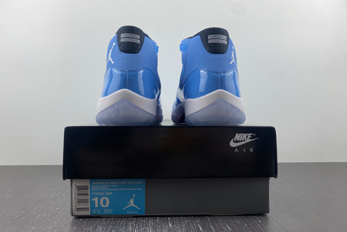 Air Jordan 11 717602-900