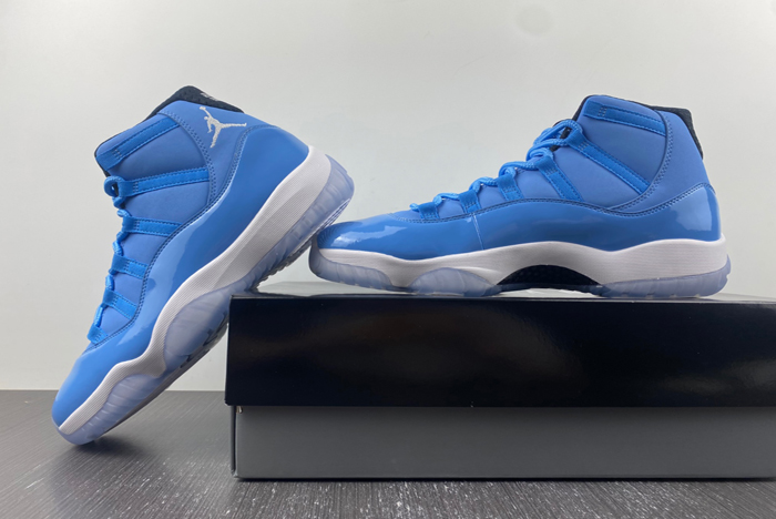 Air Jordan 11 717602-900