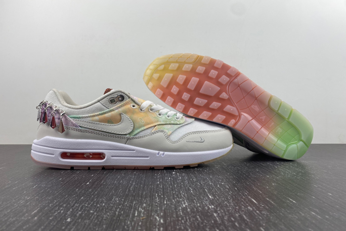 Nike Air Max 1 SNKRS FJ7734-101