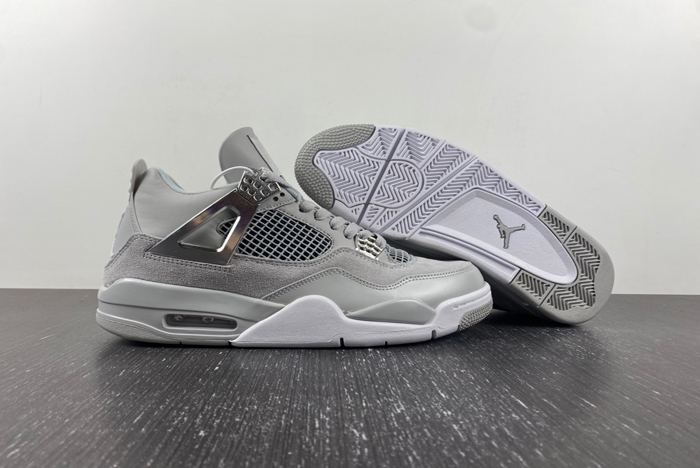 Air Jordan 4 WMNS “Frozen Moments”  AQ9129-001