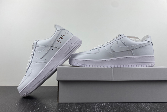 Travis Scott x Nike Air Force 1