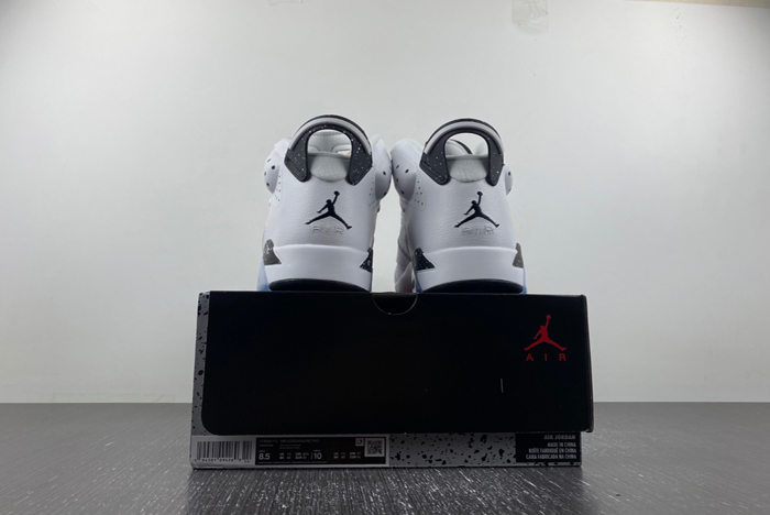 Air Jordan 6 “Reverse Oreo”  CT8529-112