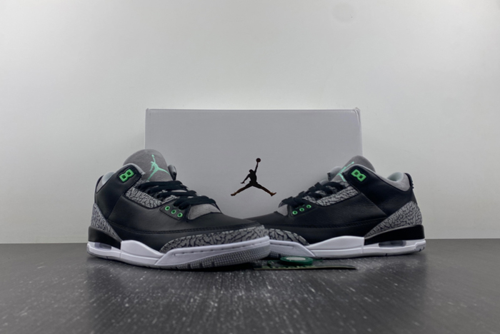 Air Jordan 3 “Green Glow”  CT8532-031