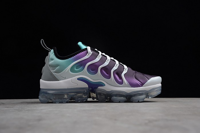 Nike Air VaporMax Plus Grape 924453-101