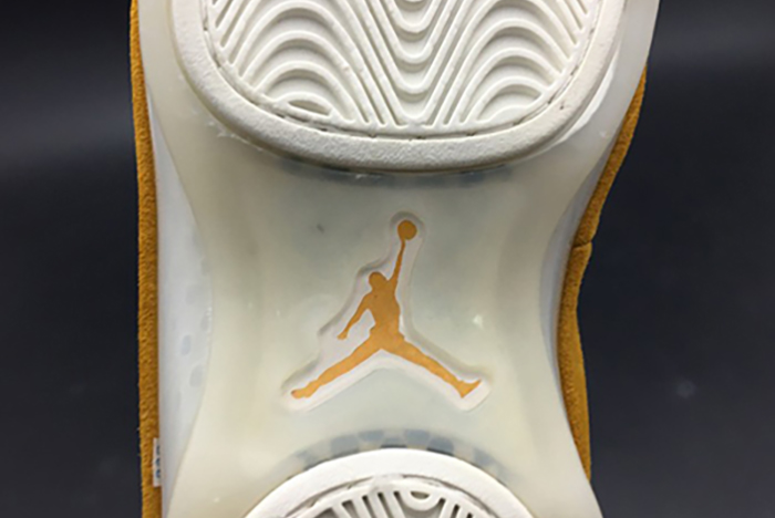 Air Jordan 18 Retro "yellow Suede" - Air Jordan - aa2494-701